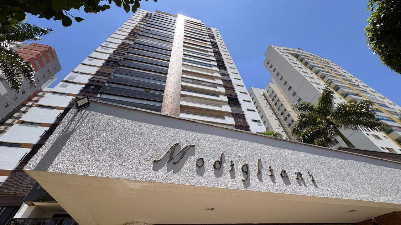 Apartamento, 3 quartos, 235 m² - Foto 2