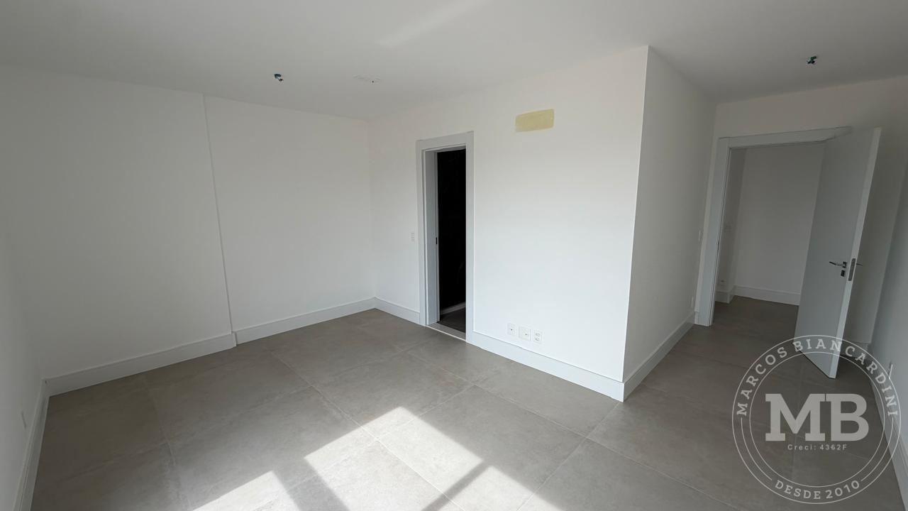 Apartamento, 3 quartos, 193 m² - Foto 13