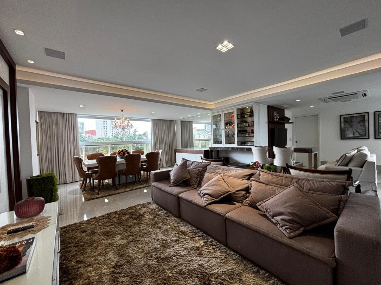 Apartamento, 3 quartos, 169 m² - Foto 2